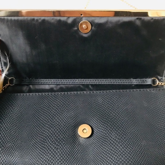 New Look Mock Snake Print Black Chelsea Clutch Bag - Picture 5 of 6